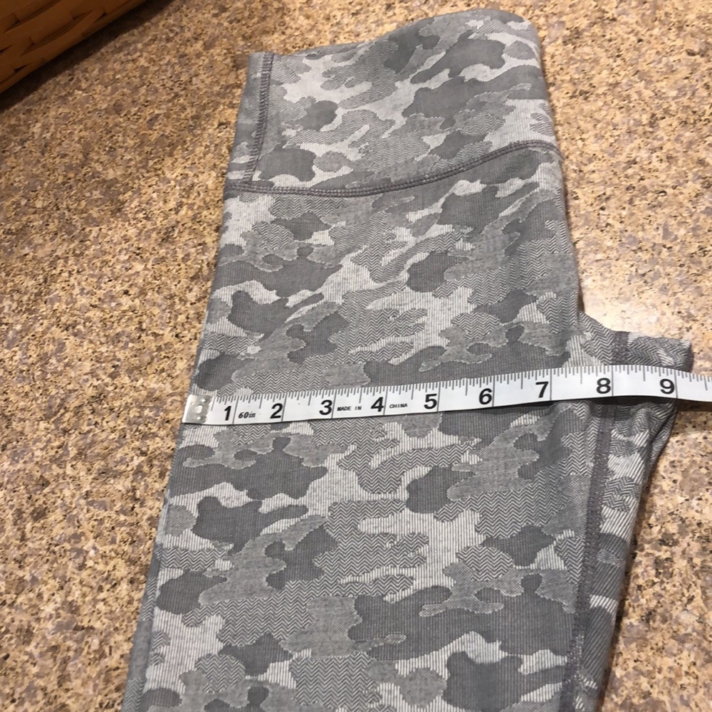 Kyodan Gray Camo Type Pattern Stretch Leggings Pa… - image 7
